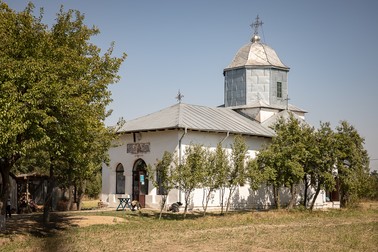 Biserica Sfântul Pantelimon din Baldovineşti
