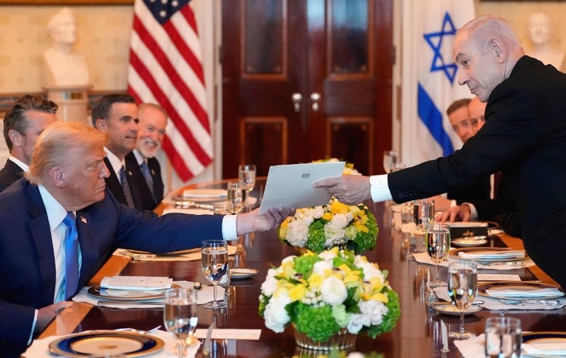 Benjamin Netanyahu l-a nominalizat pe Donald Trump la Premiul Nobel pentru Pace: miza uriașă din spatele cadoului | VIDEO