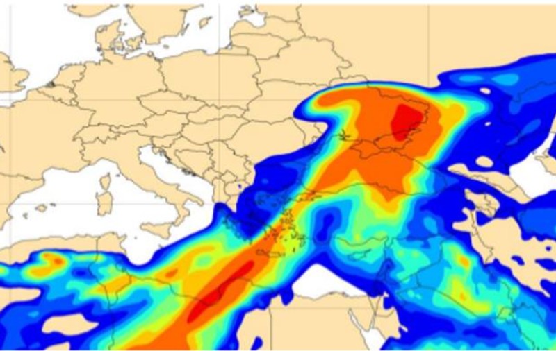 Un val de praf saharian va ajunge în România, anunță ANM