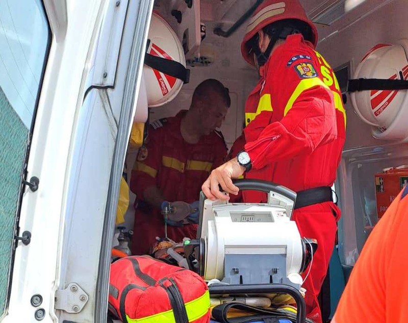 Accident cu 11 oameni pe DN2. Planul Roșu de Intervenție a fost activat: un copil a fost dus la spital cu elicopterul