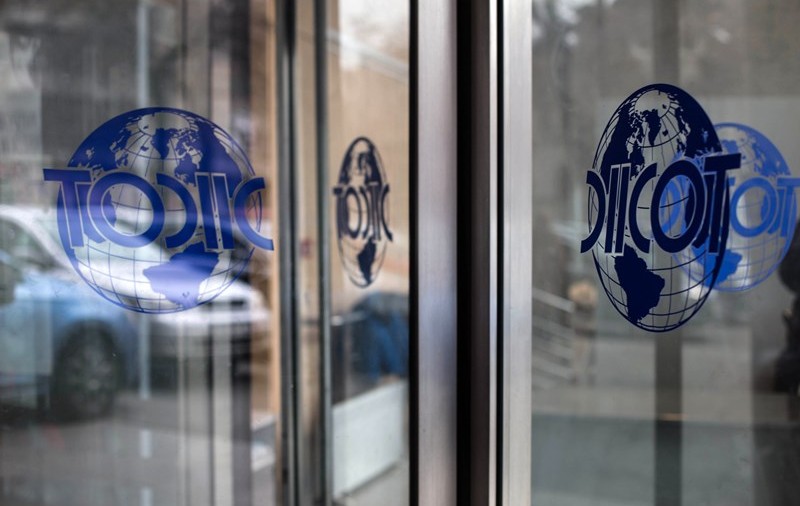 Șeful arestului IPJ Argeș a fost reținut și închis în instituția pe care o conduce, după ce a fost prins că primea mită bani și țigări