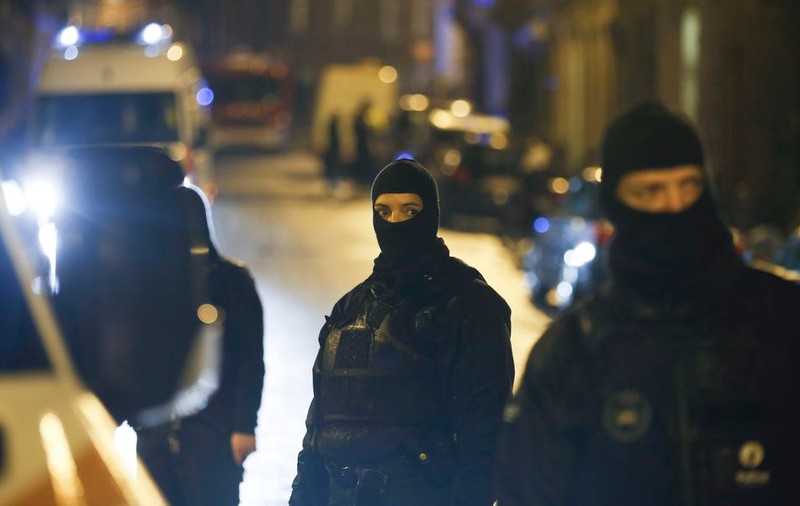Urma un atac Charlie Hebdo și în Belgia? Trei morți în urma unei operațiuni antiteroriste în Belgia