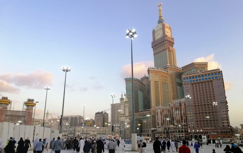 Controverse în Arabia Saudită. Moscheile, obligate să dea volumul difuzoarelor mai încet
