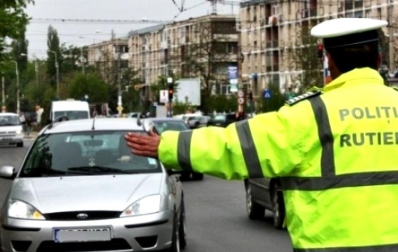 Amendă de 3.000 de lei pentru şoferii care au aşa ceva în maşină. Ironic e că... le au toți