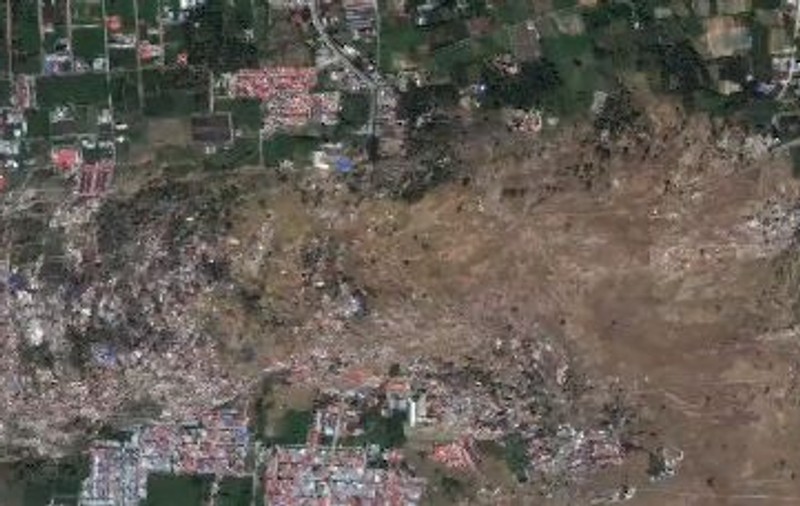 VIDEO | Imagini incredibile surprinse în Indonezia, după dezastrele naturale din ultima vreme. Pământul a început să se lichefieze