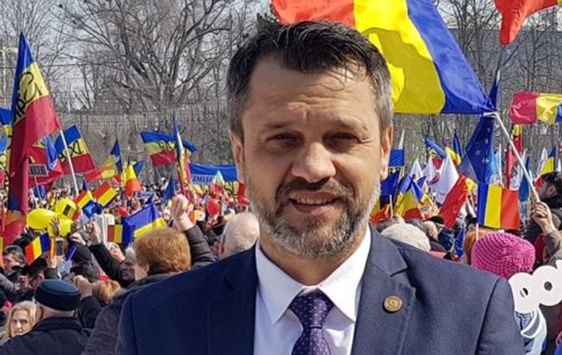 Un deputat demisionează după ce s-a aflat că a făcut închisoare: Sunt rușinat și ruinat emoțional
