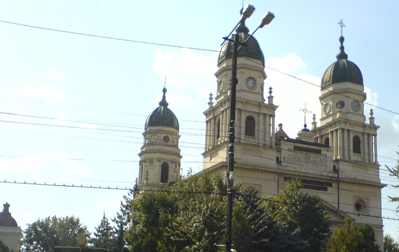 Sfintele afaceri! Mitropolia Moldovei şi Bucovinei a avut venituri cu 11 milioane de lei peste așteptări