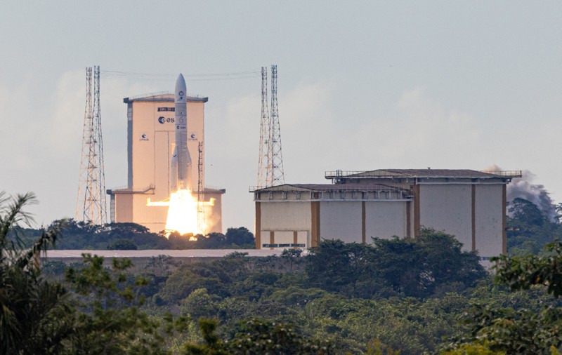Zbor inaugural de succes pentru Ariane 6, noua rachetă europeană de lansare în spațiu | VIDEO