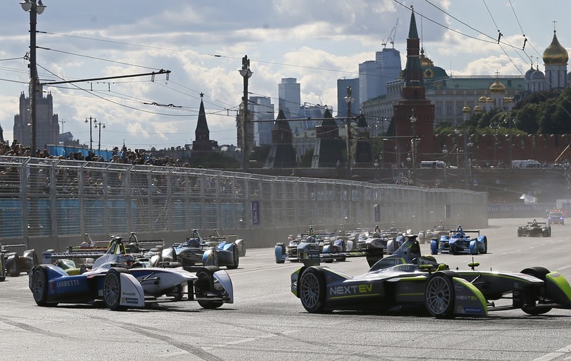 Fiul triplului câștigător de Formula 1 Nelson Piquet, campion la clasa mașini electrice / GALERIE FOTO