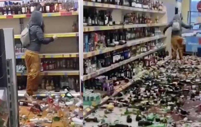 VIDEO. O femeie a intrat într-un supermarket din Anglia și a spart 500 de sticle de alcool. „Nu am văzut niciodată așa ceva!”