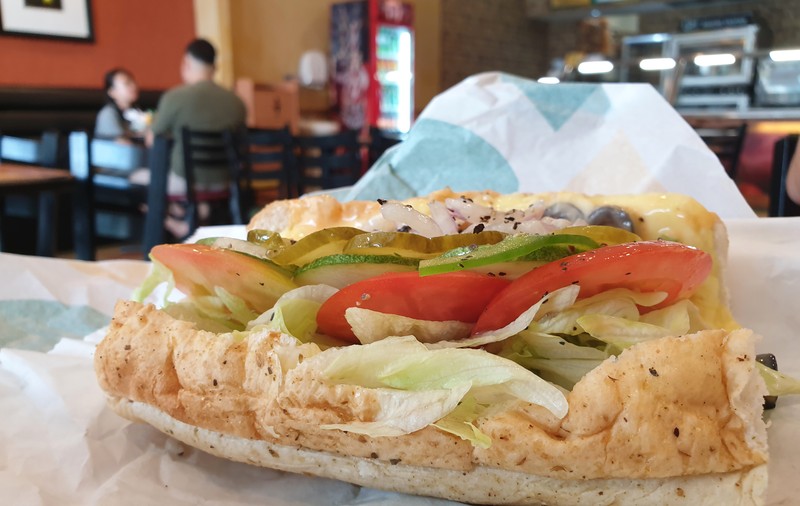 Lanțul american de fast-food Subway, dat în judecată, pe motiv că tonul folosit în sendviș este ”falsificat”