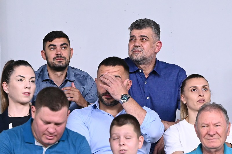 Marcel Ciolacu urmareste din tribuna meciul de fotbal dintre FCSB si Dinamo Bucuresti, din cadrul Superligii Superbet, desfasurat pe Stadionul National Arcul de Triumf din Bucuresti, sambata 22 iulie 2023. © FOTO:Razvan Pasarica/SPORT PICTURES