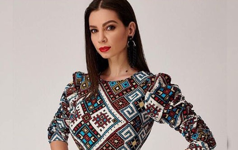 Iuliana Luciu, în costum de baie. "Nu sunt perfectă"