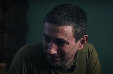 Ovidiu a plâns de mai multe ori în timpul filmărilor pentru reportajul Recorder. Foto: Captură video Recorder