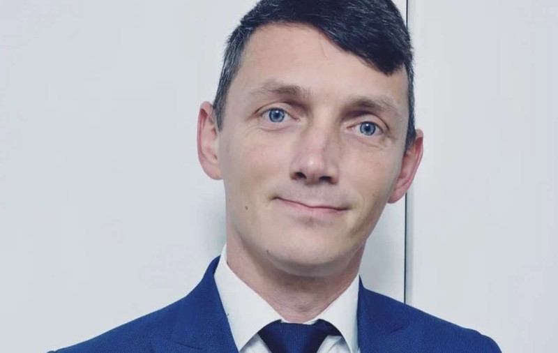 Senatorul POT Paul-Ciprian Pintea a scris în CV că urmează cursurile unui site de matrimoniale