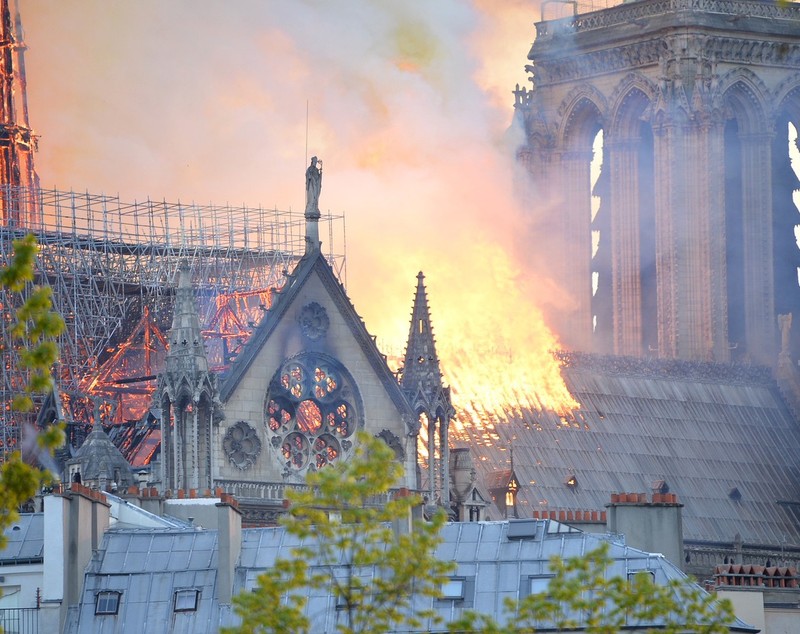 Redeschiderea Catedralei Notre-Dame din Paris. Emmanuel Macron: „Clopotele bat din nou”