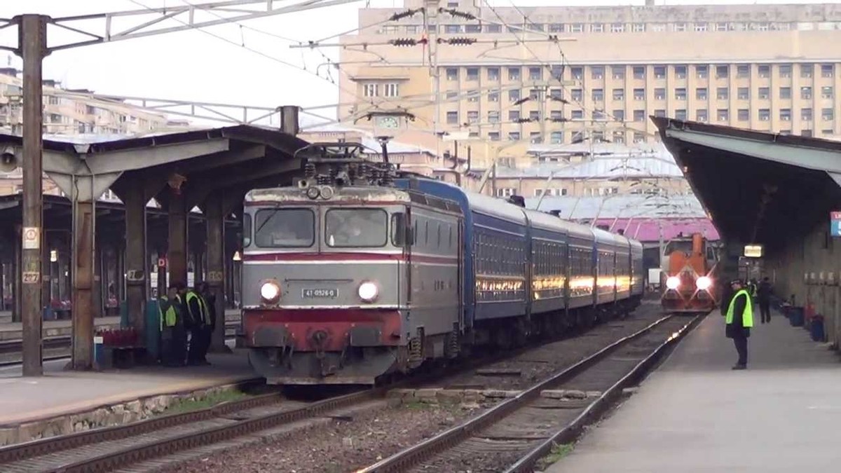Bărbat aruncat în faţa trenului la Pajura