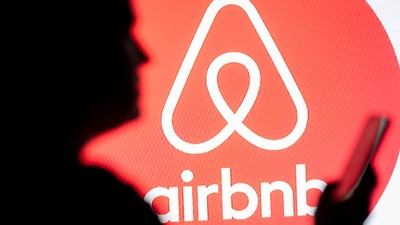 Airbnb-umbra-smartphone