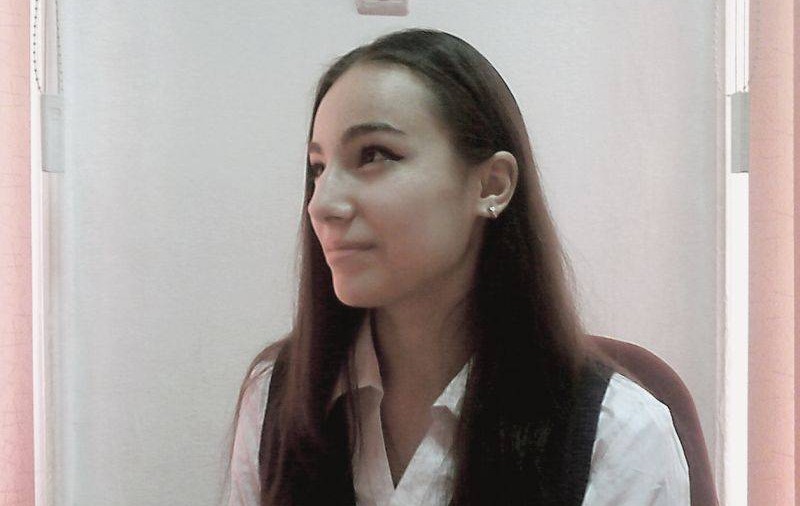 Elevă care a luat 10 la BAC 2011: "Nu îţi ia nimeni ce ai învăţat doar pentru că te supraveghează mai atent"