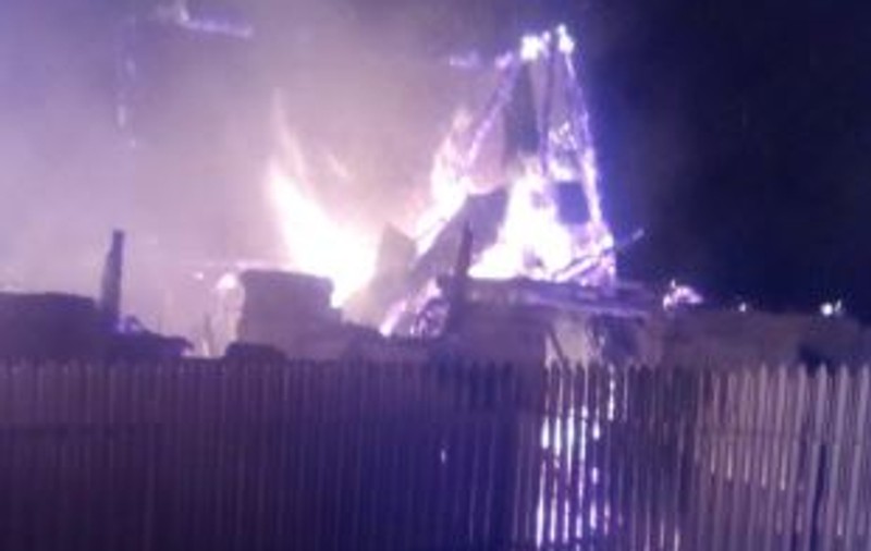 Incendiu puternic în localitatea Negrileşti, Vrancea. Patru case au fost cuprinse de flăcări