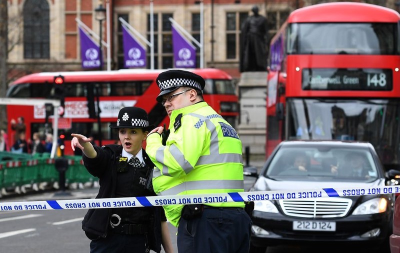 Atentat în Londra | Autorul atacului avea mai multe alias-uri. Ce a ieșit la iveală din trecutul său