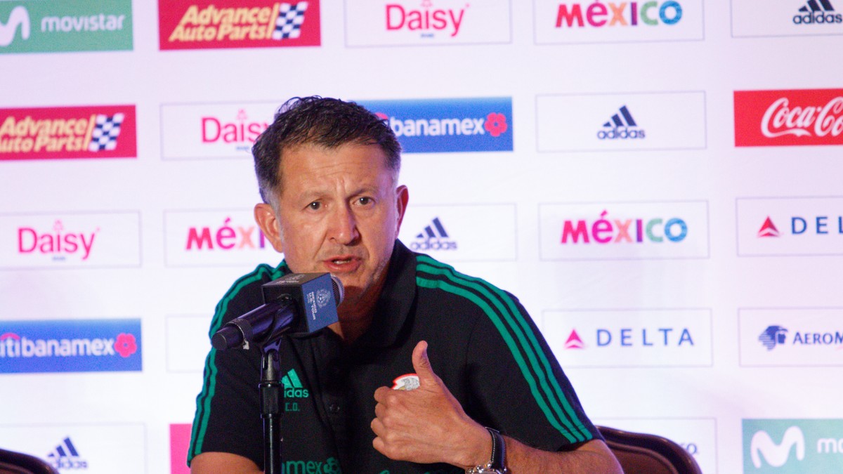 Jucătorii care au chefuit, apărați de selecționerul Mexicului: ”Nu s-a comis nici un act de indisciplină!”