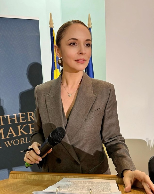 Violeta, fiica Andreei Marin, a susținut examenul de Bacalaureat Internațional. „Tocmai a ieșit din ultima probă”