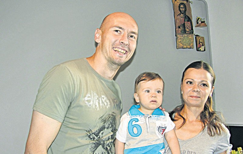 Costin Patriche s-a născut pe 15 mai anul trecut, în ziua în care Galaţi a luat titlul, şi a fost botezat după numele căpitanului Sergiu Costin