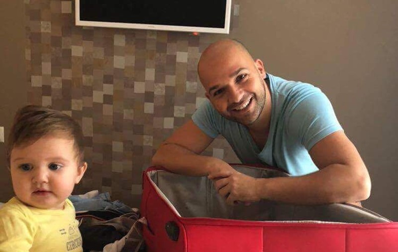 Andrei Ștefănescu și soția lui, prima vacanță alături de micuțul Ayan. “E fericit, se simte bine“