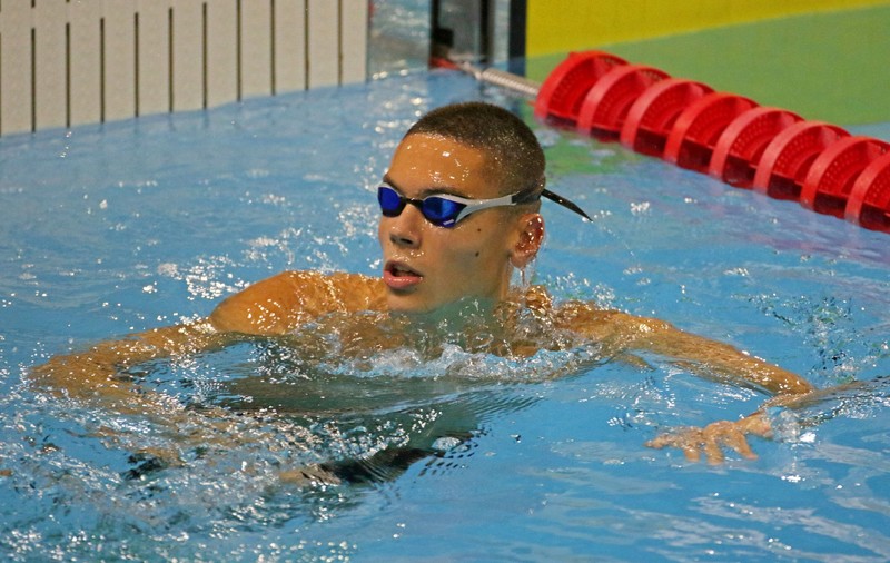 David Popovici concurează la noapte în finala de 200 de metri liber, la Mondialul de natație pentru juniori din Peru