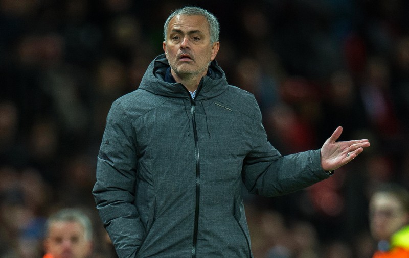 Mourinho dă vina pe Premier League pentru lipsa de rezultate a echipelor engleze în Europa
