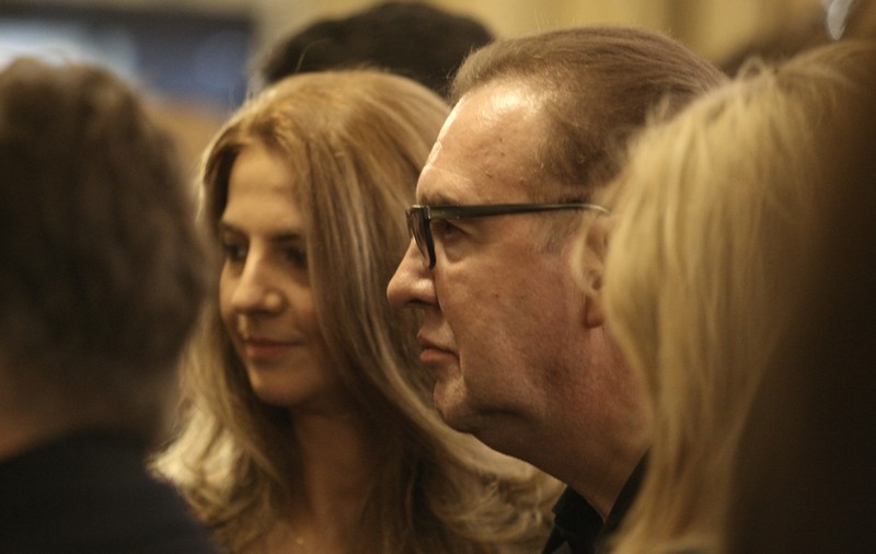 Ce iubăreț s-a făcut! Cotabiță nu-și mai poate ține mâinile departe de iubita lui