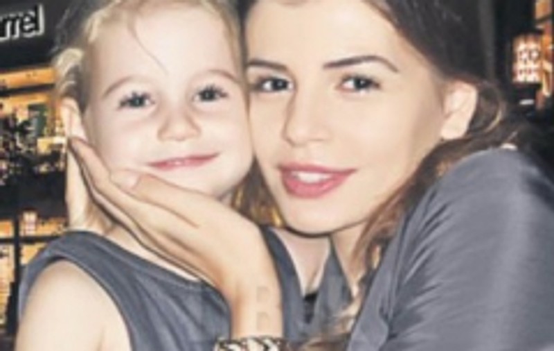 Veronica despre problemele Monicăi din copilărie: "Am dus-o la doctor, când era mică, am plătit slujbe"