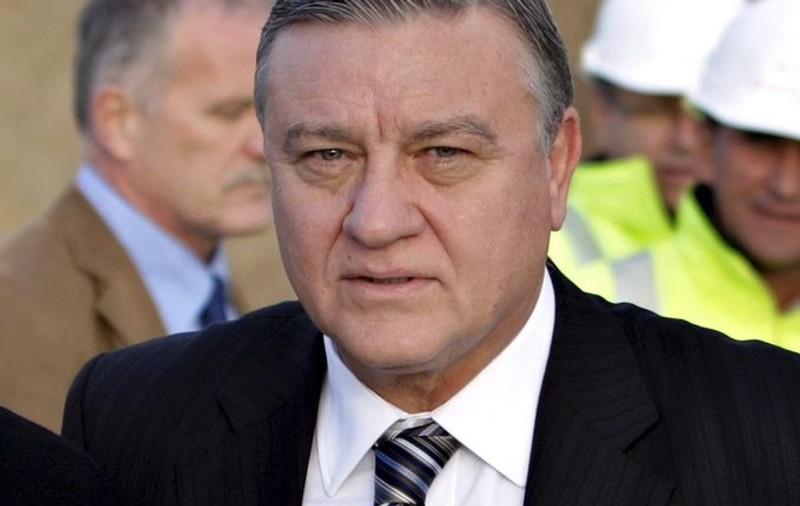 La mulţi ani, Mircea Sandu!