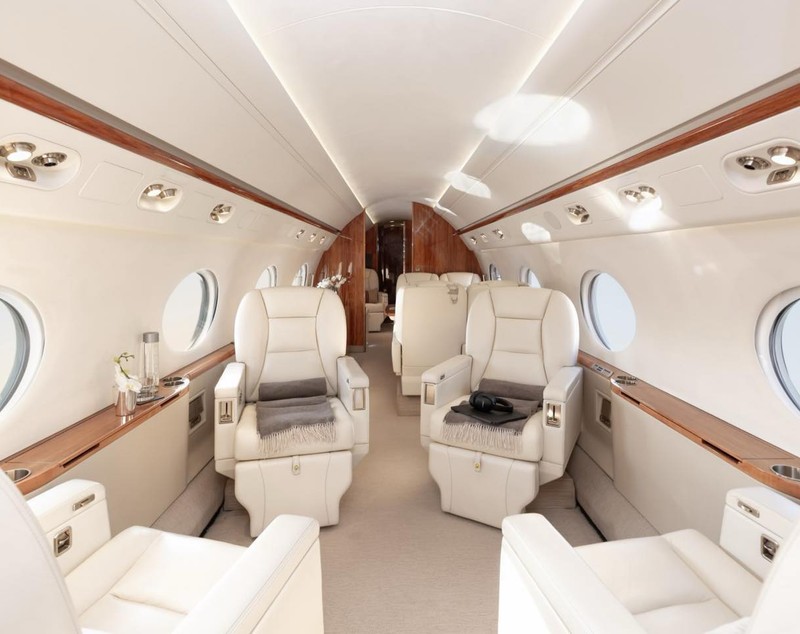 Iohannis merge în SUA cu același avion de lux, în plin scandal legat de candidatura la parlamentare