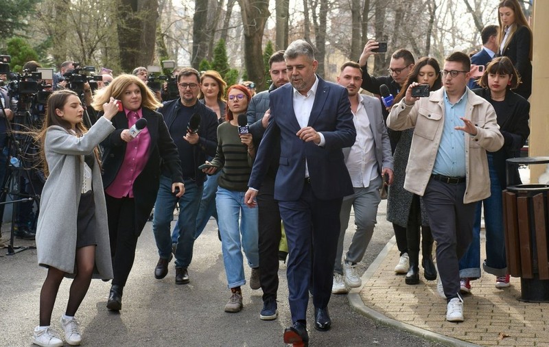 Marcel Ciolacu, atac fără precedent la Victor Ponta înaintea prezidențialelor. Premierul vorbește despre „gașca lui Nicușor Dan”
