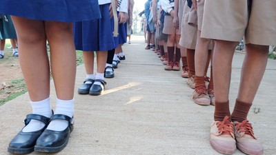 elevi-scoala-shutterstock