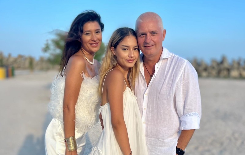 Jasmina, fiica lui Virgil Ianțu, pusă la munca de jos în Spania. „Spală sute de vase. Mi-a zis: Tati, nu știi cât de greu e”