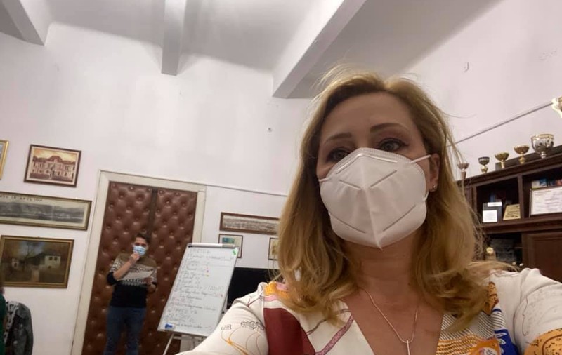 Gestul cu care Elena Lasconi și-a enervat o parte dintre susținători: „Sunteți cumva Gabriela Firea?”