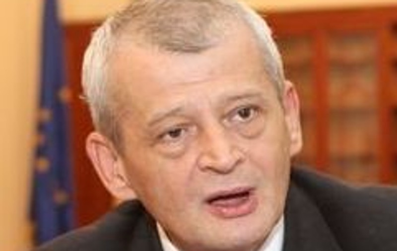 Încep lucrările şi la pasajul Victoriei