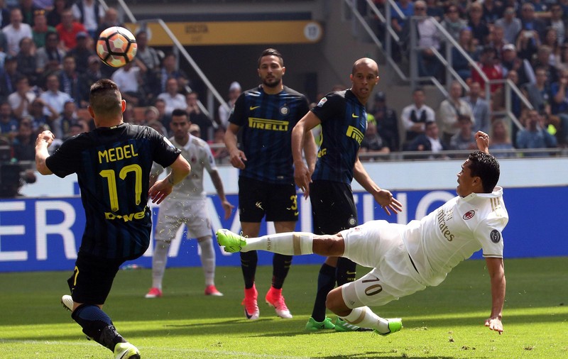 Italia, etapa a 32-a. AC Milan a egalat-o în prelungiri pe Inter, în ”Derby de la Madonnina”! ”Tătă” a luat două ”boabe”, ”Chiri” - prieten cu banca de rezerve | VIDEO
