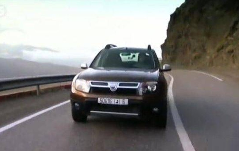 Ataşaţii Internelor în Europa au primit Dustere noi