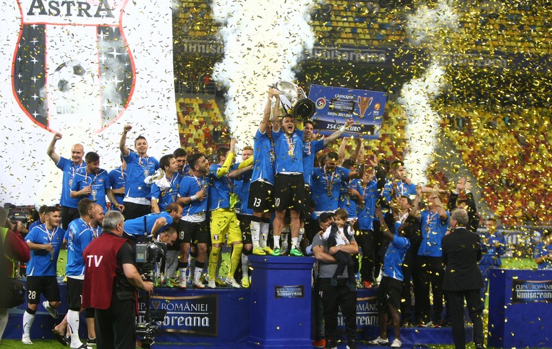 CUPA ROMÂNIEI / CS Universitatea Craiova - Steaua, derby-ul sferturilor de finală