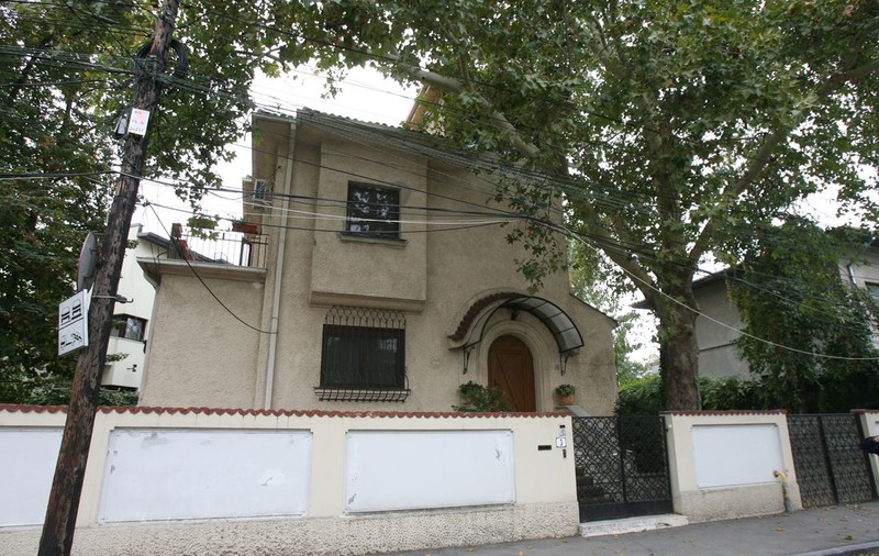 Guvernul scoate la vânzare vila RA-APPS locuită de Geoană. Vezi la ce preț poți să o cumperi!