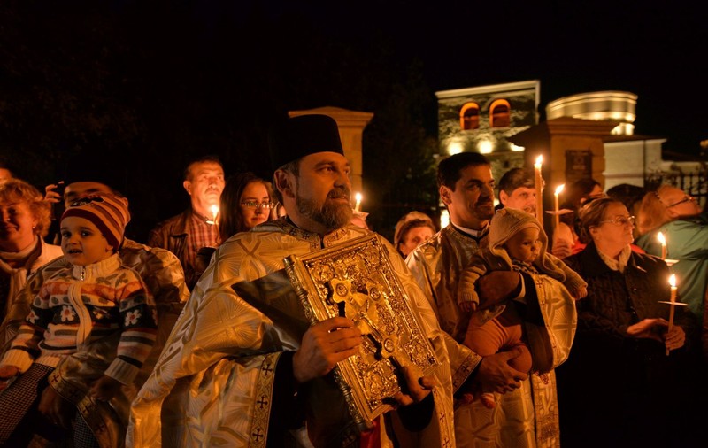Procesiune cu moaște ale Sfântului Apostol Andrei, Ocrotitorul României, la Catedrala Patriarhală din Capitală