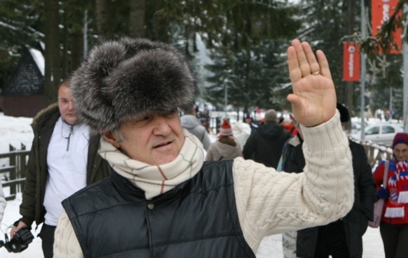 Gigi Becali era să moară îngheţat!