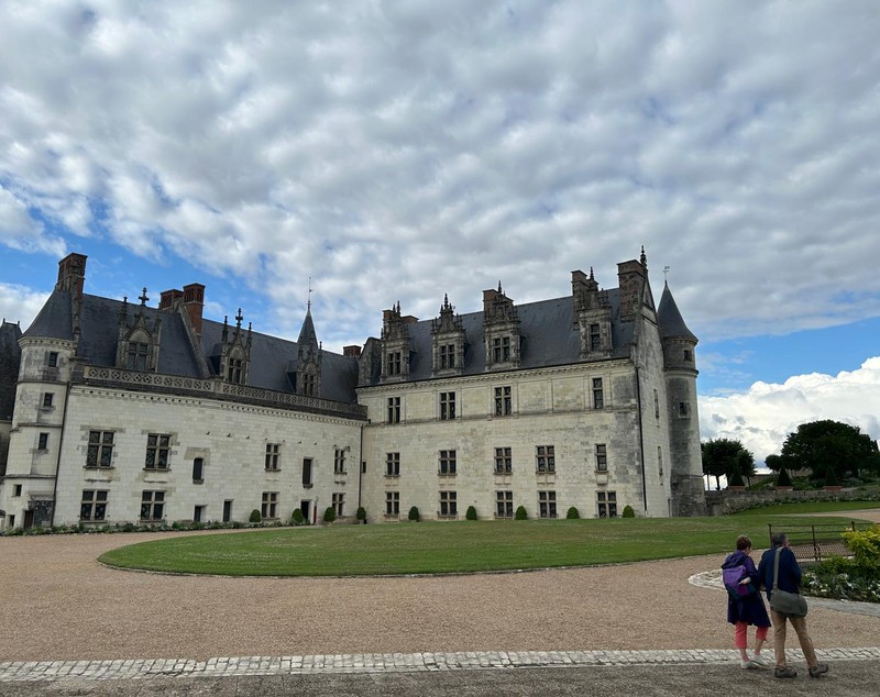 Ce muzee să vezi în Franța. De la Vagonul Armistițiului la casa natală a lui De Gaulle și Maison Léonie a lui Proust, de la Château de Saché Balzac la nuga și Nationale 7. Plus Amboise, câteva plaje și un munte