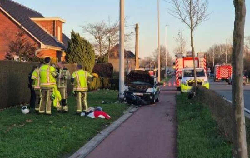Un șofer român a povestit cum a adormit la volan și s-a trezit într-un stâlp, după ce a lovit o adolescentă, în Belgia