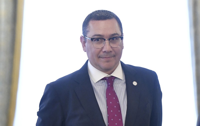 Victor Ponta, după ce prin Vama Nădlac intră în ţară mii de români zilnic: "Practic importăm coronavirus"