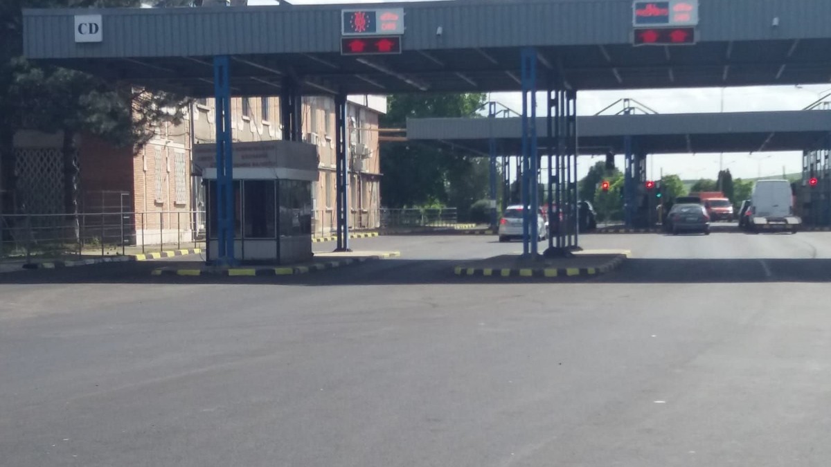 FOTO: Infrastructura din Vama Albița, reabilitată în totalitate. CNAIR a cheltuit patru milioane de euro într-o singură lună